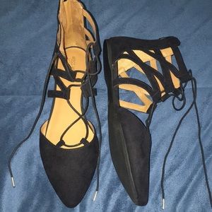 Pointed toe flats